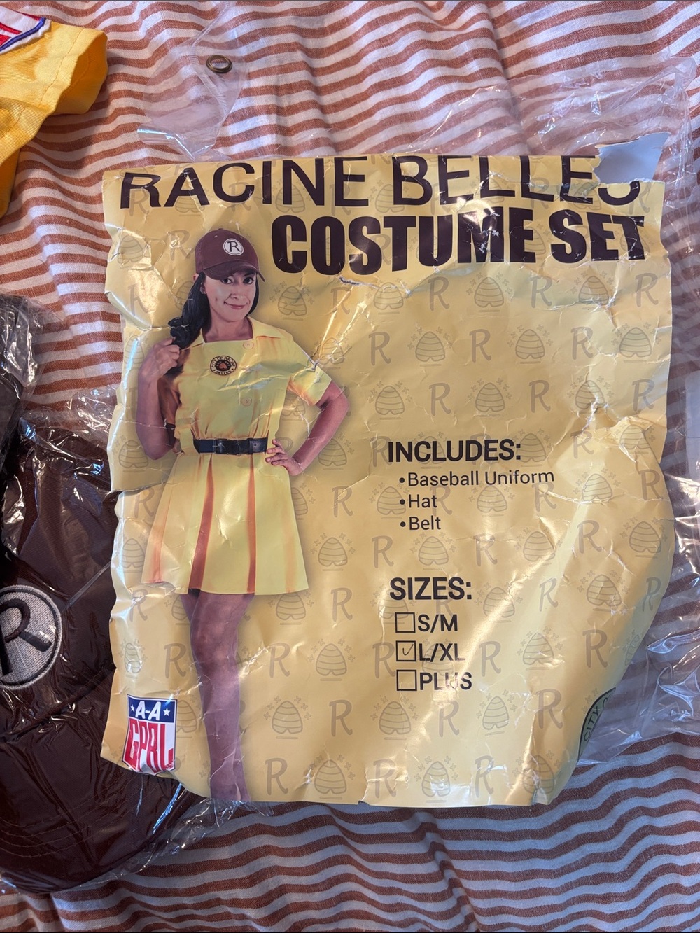 Racine Belles Costume Set size L/XL